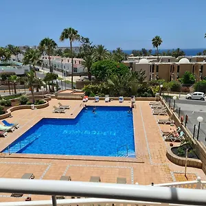 Borinquen Only 280 Meters To The Beach, Balcony With Sea View, Heated Pool, Wifi , Playa de las Americas (Tenerife) Spain