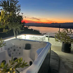 https://appartement-duplex-rosas.catalonia-hotels.com